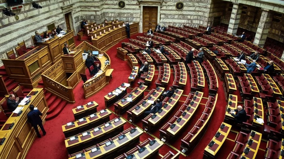 Αύριο στις 12 το μεσημέρι ξεκινάει στη Βουλή η συζήτηση για ψήφο εμπιστοσύνης